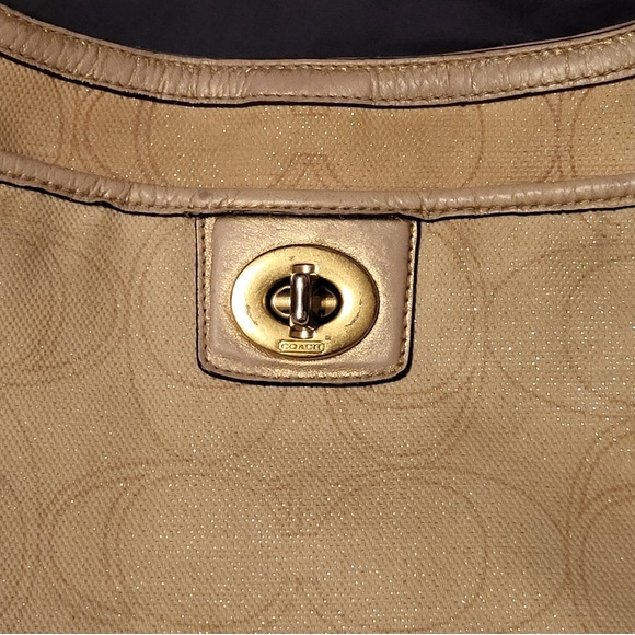 Coach purse - Picture 3 of 8